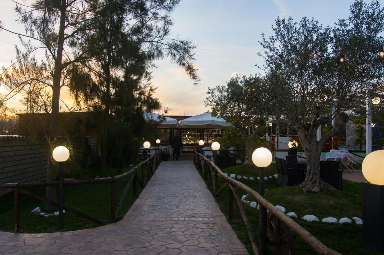 Agriturismo Il Casale Ponte Galeria Kültér fotó