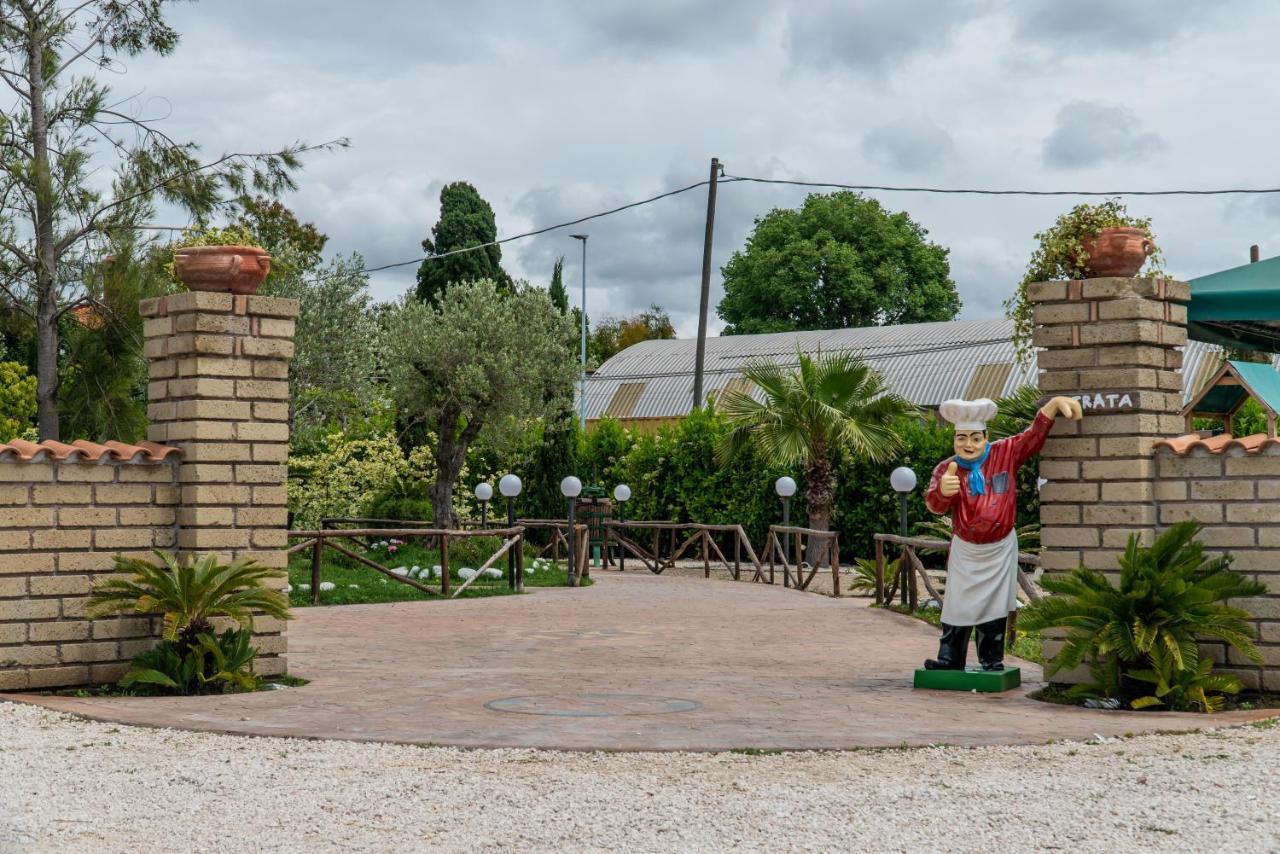 Agriturismo Il Casale Ponte Galeria Kültér fotó